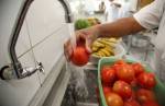 Calor: nutricionista dá dicas de higiene e conservação dos alimentos para evitar riscos de contaminação e doenças