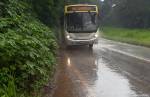 Perigo à vista: buracos aumentam risco na MG 129 entre Lafaiete e Ouro Branco